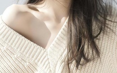 进女小姪女体内的视频